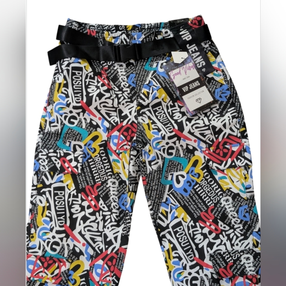 VIP Colorful Graffiti Jeans - Picture 3 of 4